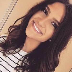 Meet your Posher, Bella